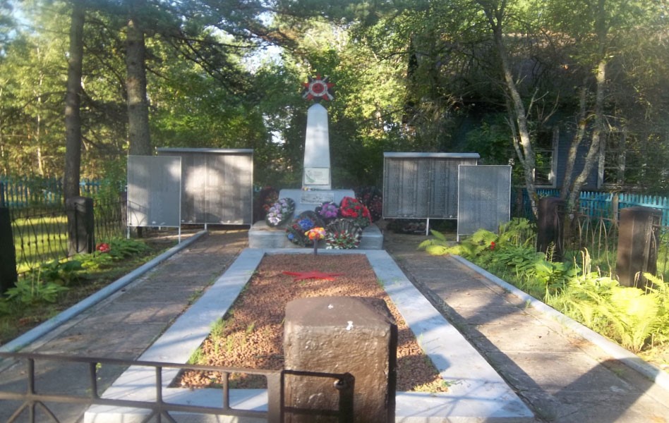 Воинское кладбище (братское захоронение)